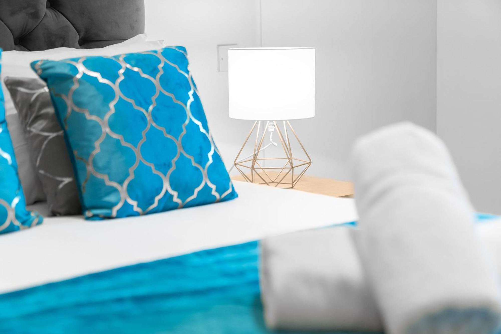 City Centre Apartment - 2 Bedroom - Secure Parking - Top Rated - 201M Birmingham Ngoại thất bức ảnh