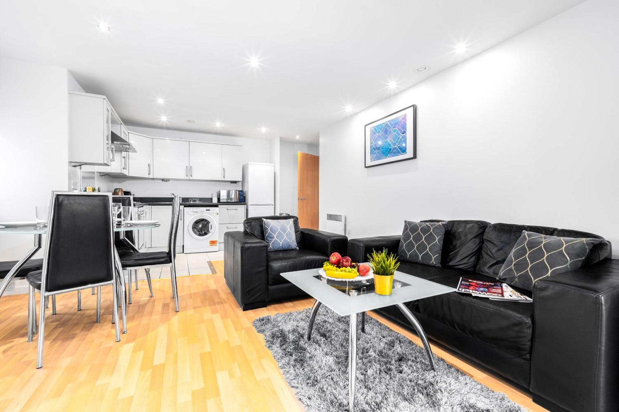 City Centre Apartment - 2 Bedroom - Secure Parking - Top Rated - 201M Birmingham Ngoại thất bức ảnh